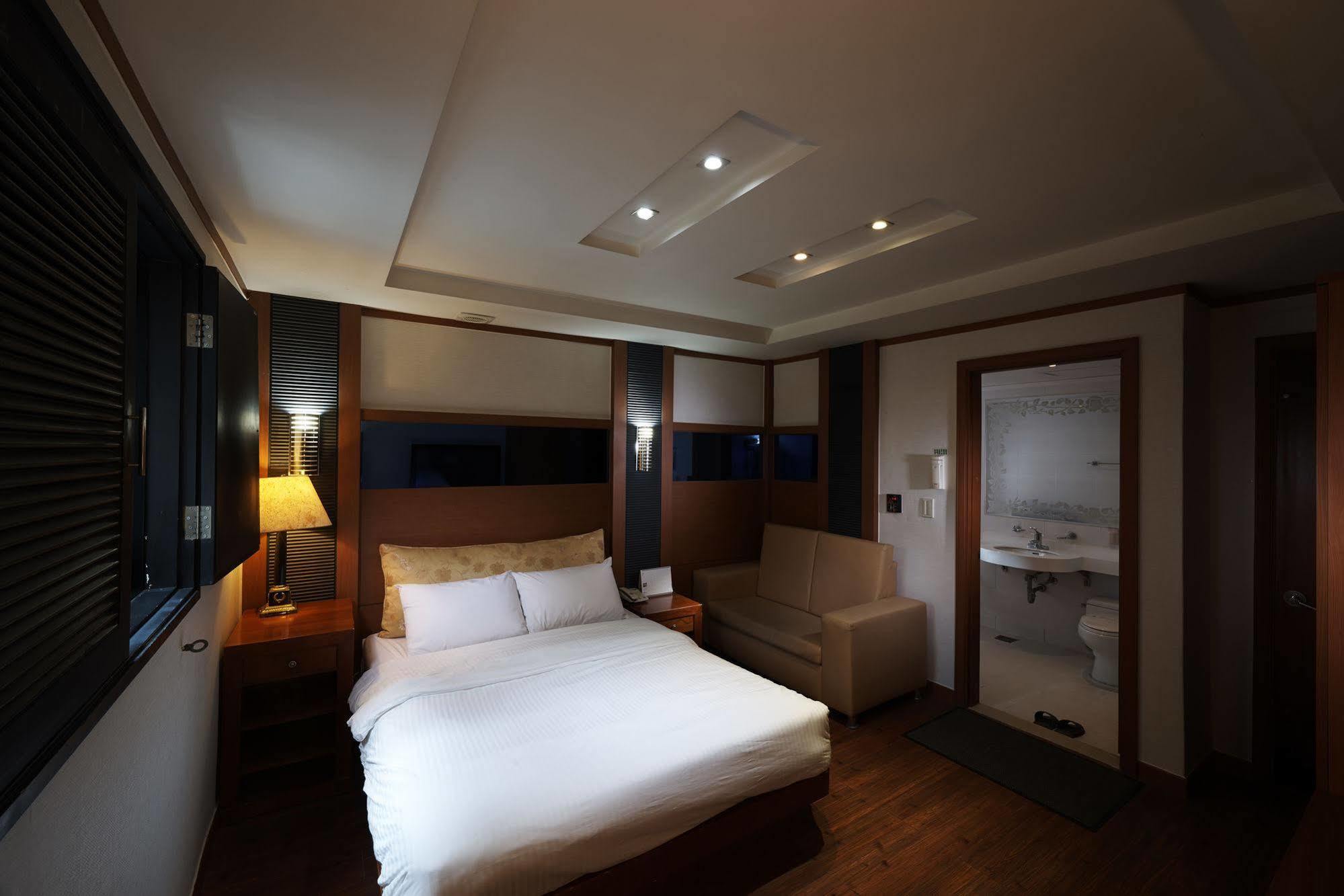 Hotel Noblesse, Yeoksam Seoul Ngoại thất bức ảnh